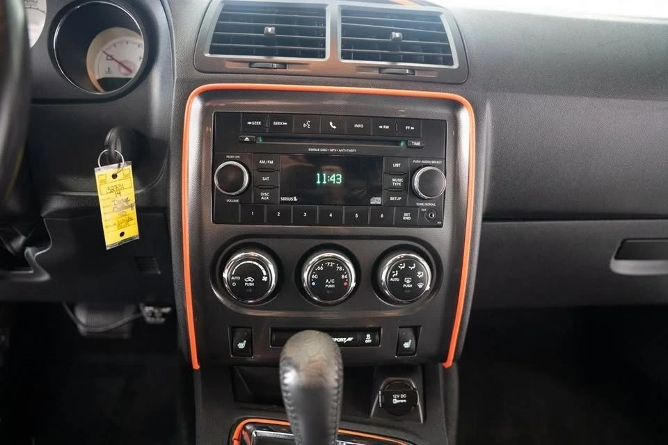 2014 Dodge Challenger 3rd Gen - Image 13 of 14