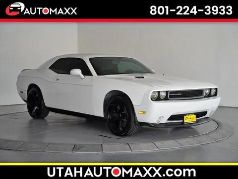 2014 Dodge Challenger SXT Plus