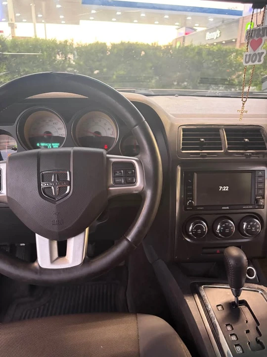 2014 Dodge Challenger 3rd Gen - Image 6 of 14