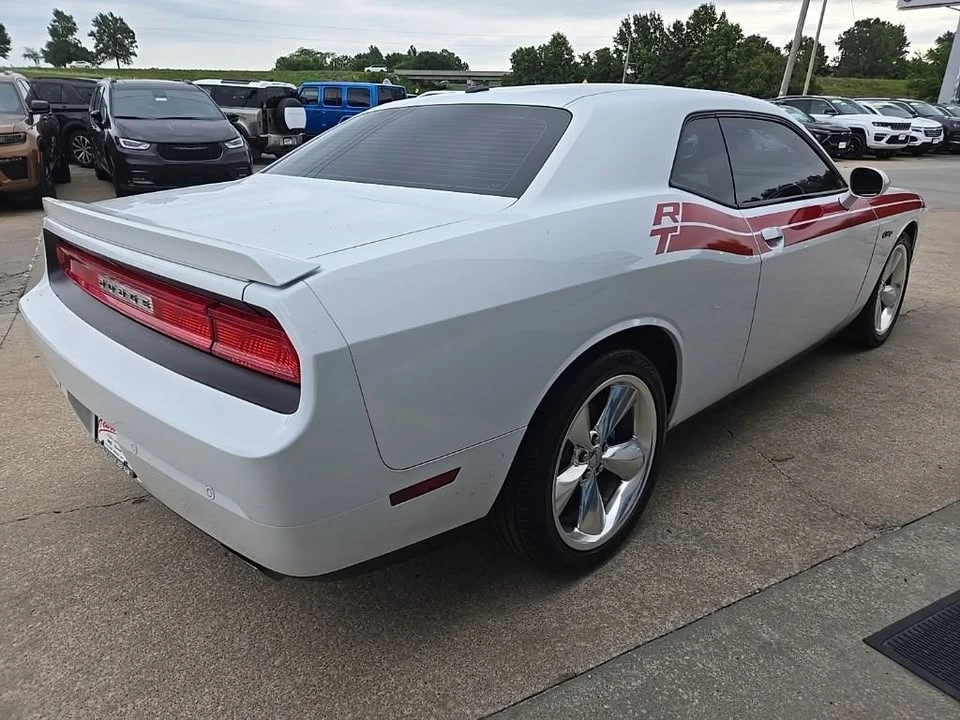 2014 Dodge Challenger 3rd Gen - Image 10 of 20