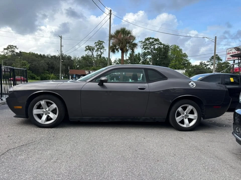 2014 Dodge Challenger 3rd Gen - Image 2 of 3