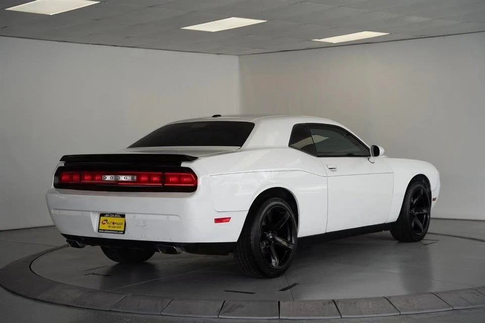 2014 Dodge Challenger 3rd Gen - Image 7 of 14
