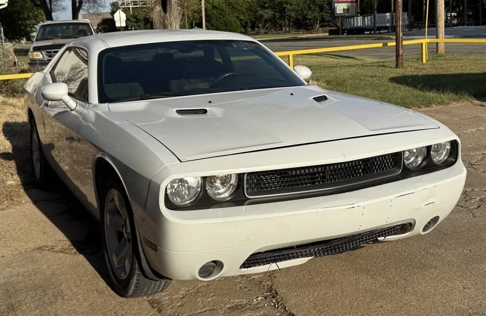 2014 Dodge Challenger 3rd Gen - Image 3 of 9