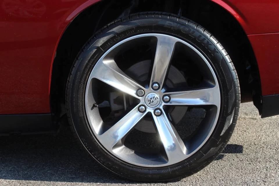 2014 Dodge Challenger 3rd Gen - Image 15 of 16