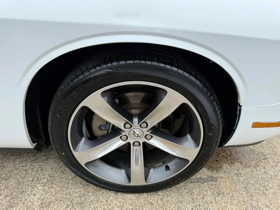 2014 Dodge Challenger 3rd Gen - Image 13 of 19