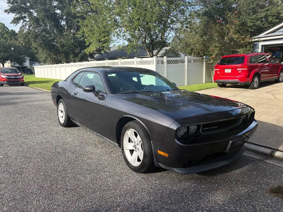2014 Dodge Challenger 3rd Gen - Image 2 of 9