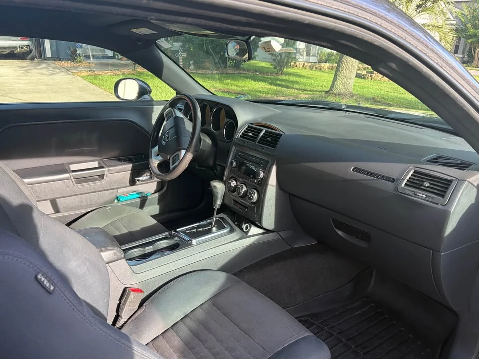 2014 Dodge Challenger 3rd Gen - Image 7 of 9