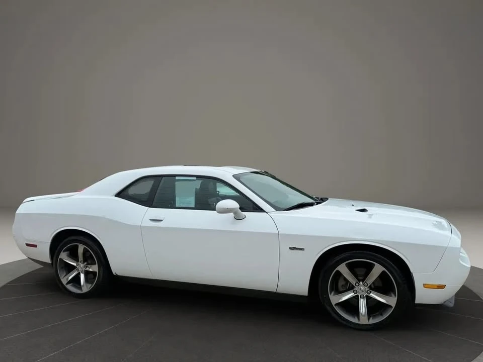 2014 Dodge Challenger 3rd Gen - Image 5 of 19