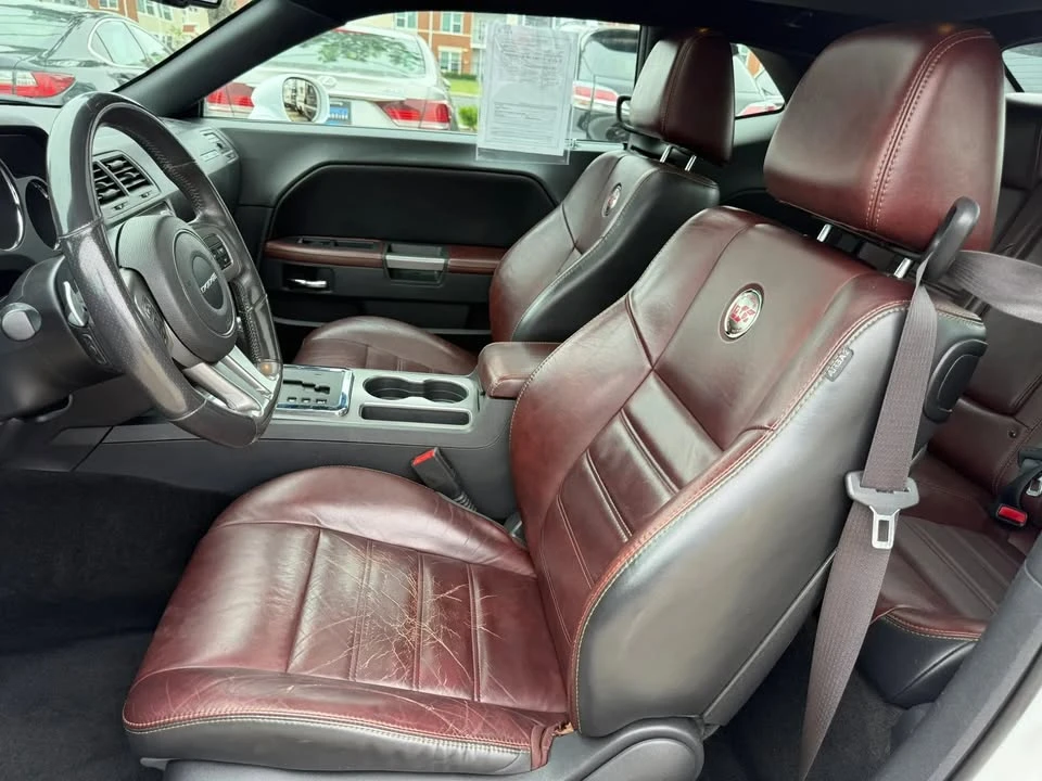 2014 Dodge Challenger 3rd Gen - Image 15 of 19