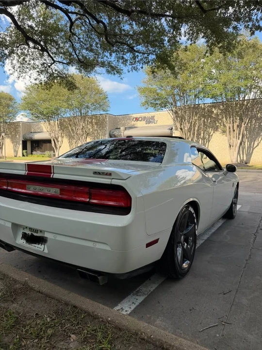 2014 Dodge Challenger 3rd Gen - Image 7 of 12