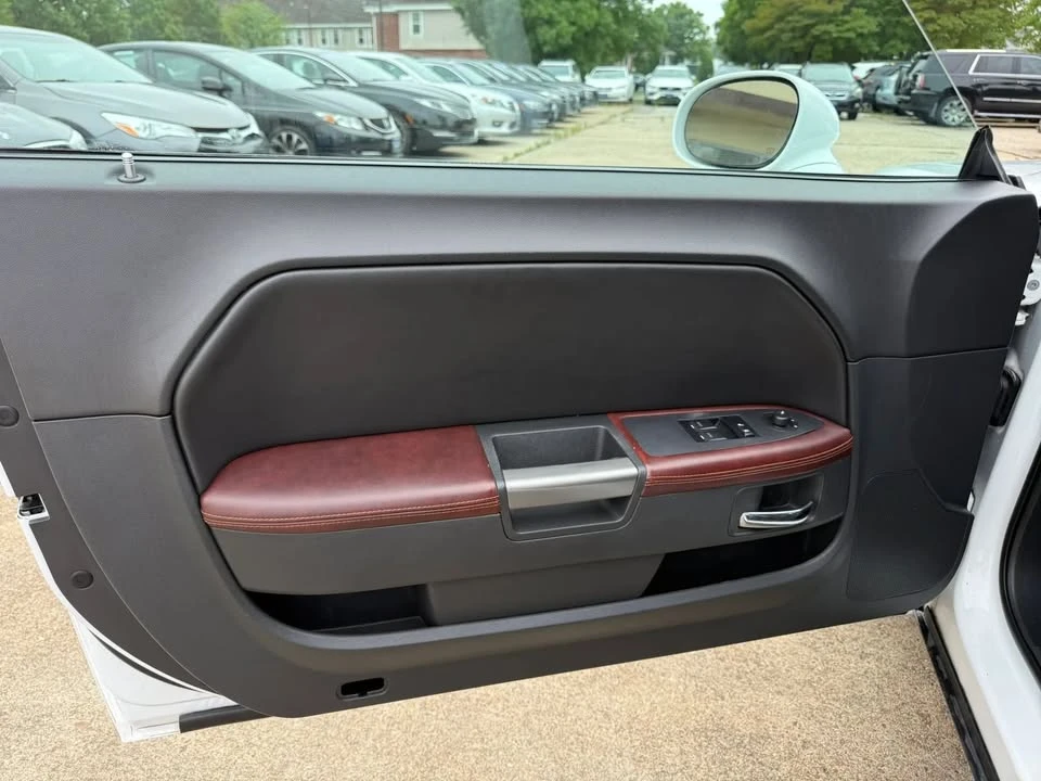2014 Dodge Challenger 3rd Gen - Image 14 of 19