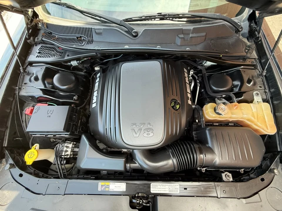 2014 Dodge Challenger 3rd Gen - Image 15 of 17