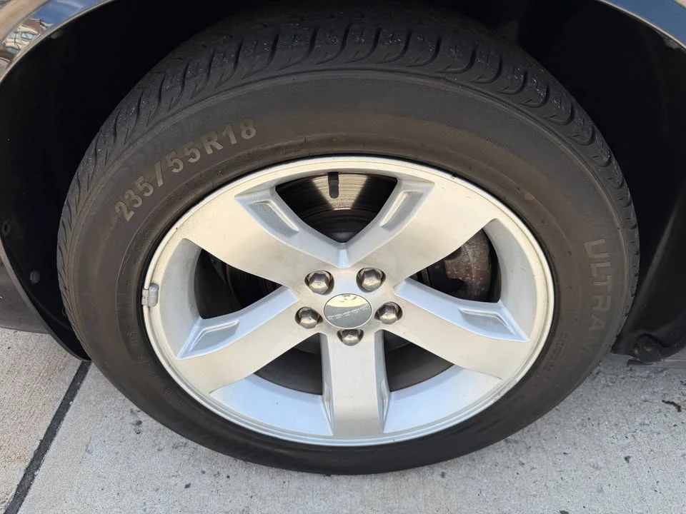 2014 Dodge Challenger 3rd Gen - Image 16 of 17