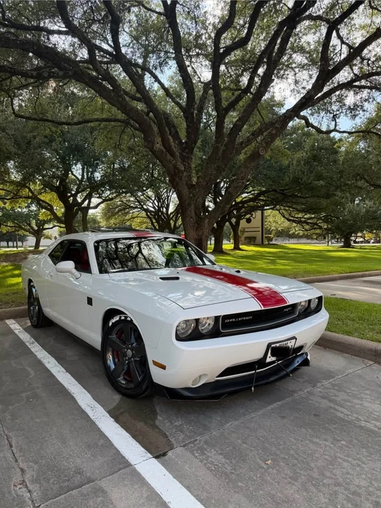 2014 Dodge Challenger 3rd Gen - Image 10 of 12