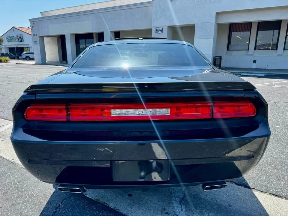 2014 Dodge Challenger 3rd Gen - Image 6 of 10