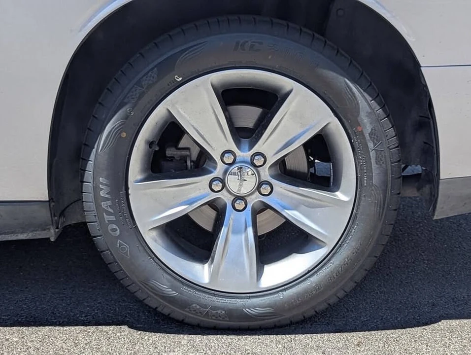 2014 Dodge Challenger 3rd Gen - Image 10 of 10