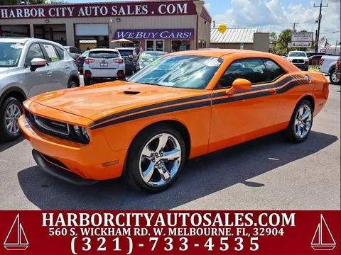 2014 Dodge Challenger SXT Plus