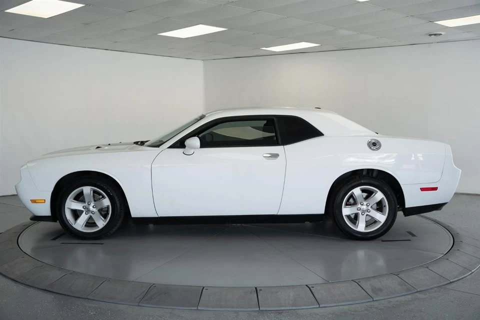 2014 Dodge Challenger 3rd Gen - Image 3 of 15