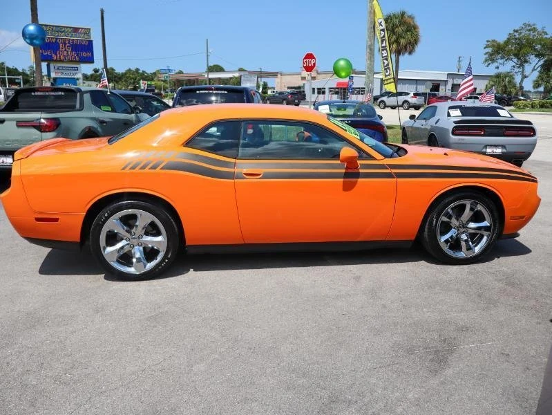 2014 Dodge Challenger 3rd Gen - Image 7 of 19
