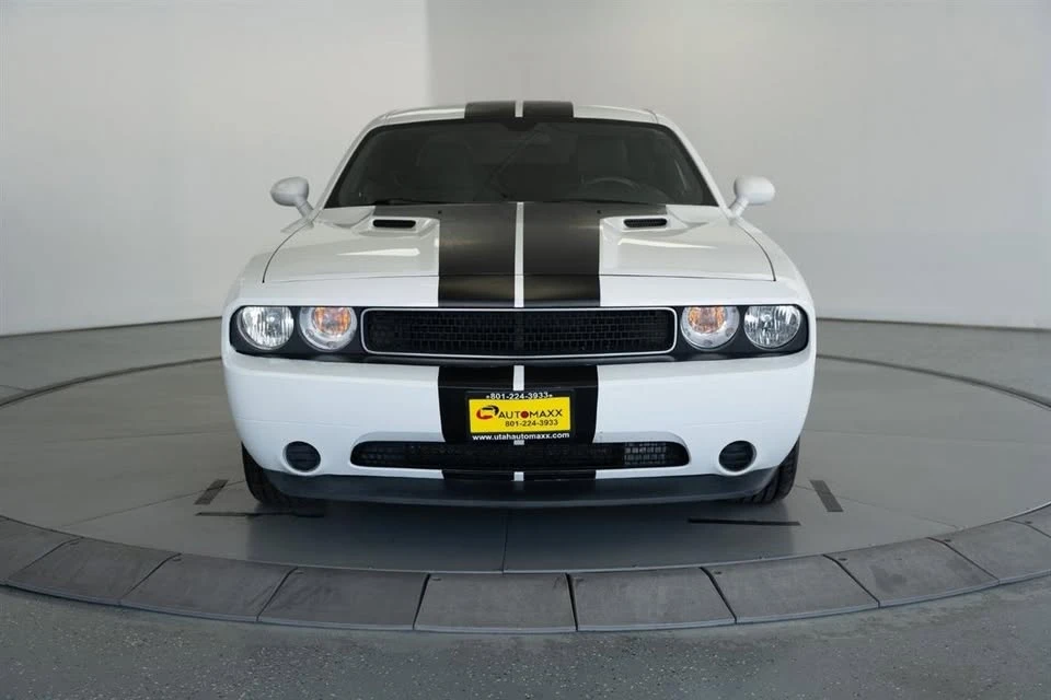 2014 Dodge Challenger 3rd Gen - Image 2 of 15