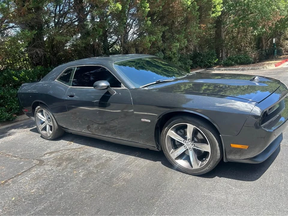 2014 Dodge Challenger 3rd Gen - Image 4 of 12