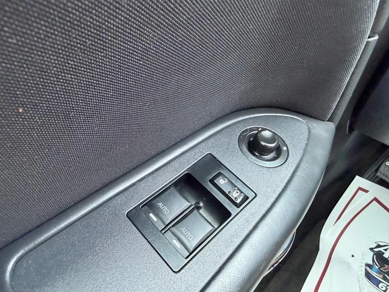 2014 Dodge Challenger 3rd Gen - Image 19 of 20