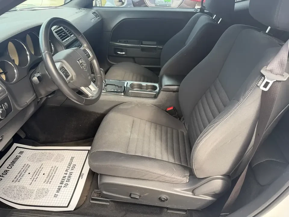 2014 Dodge Challenger 3rd Gen - Image 9 of 14