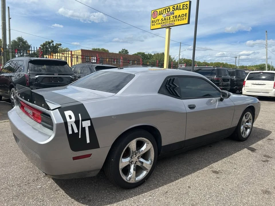 2014 Dodge Challenger 3rd Gen - Image 5 of 11