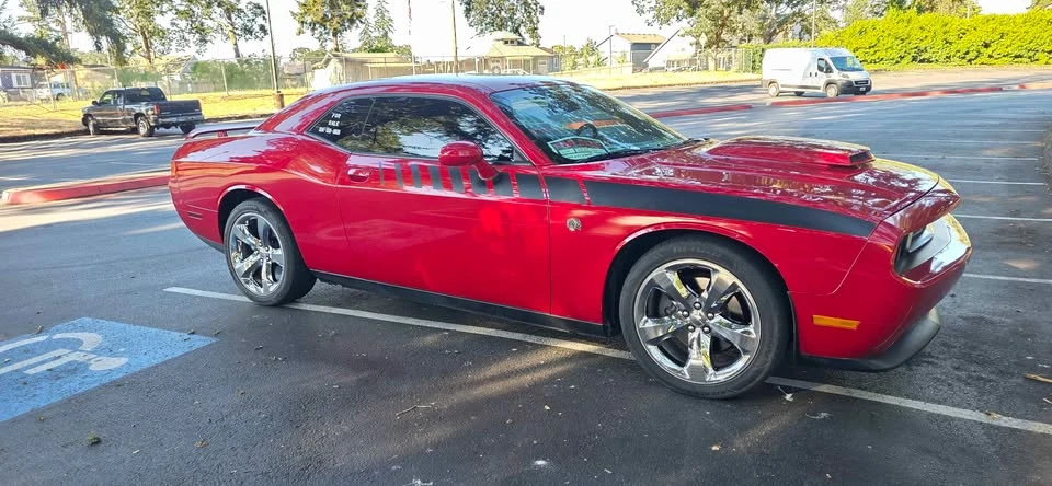 2014 Dodge Challenger 3rd Gen - Image 3 of 8