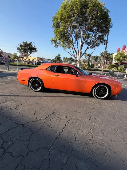 2014 Dodge Challenger 3rd Gen - Image 2 of 7