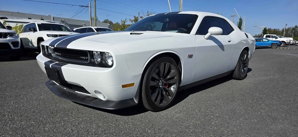 2014 Dodge Challenger 3rd Gen - Image 9 of 16