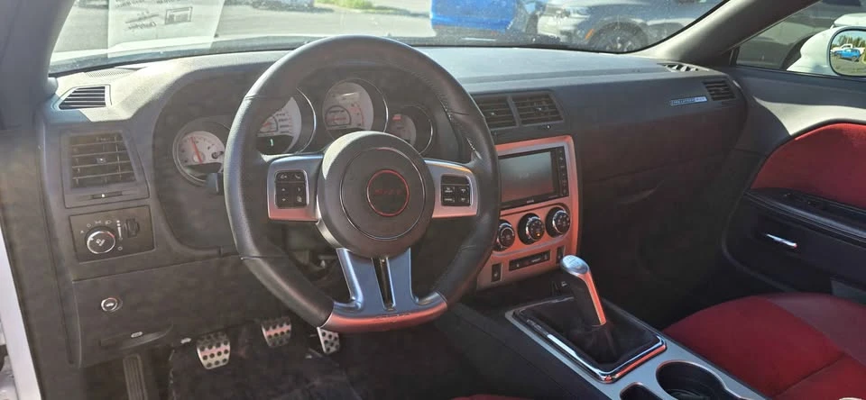 2014 Dodge Challenger 3rd Gen - Image 13 of 16