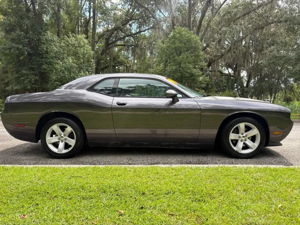 2014 Dodge Challenger 3rd Gen - Image 6 of 13
