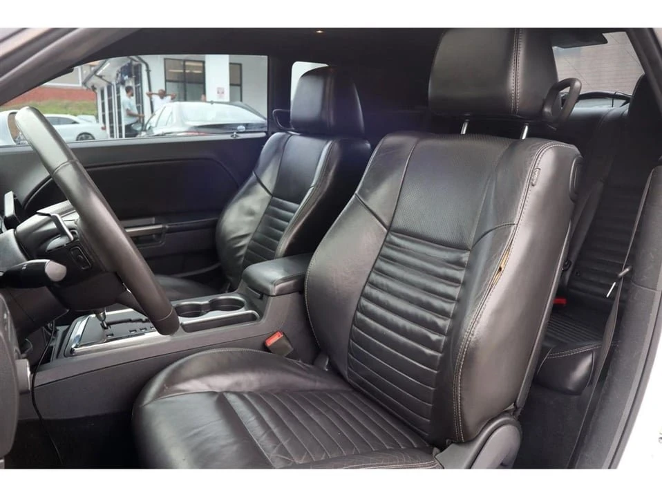2014 Dodge Challenger 3rd Gen - Image 19 of 20