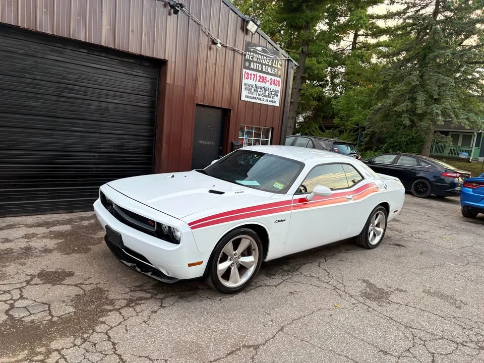 2014 Dodge Challenger 3rd Gen - Image 2 of 6