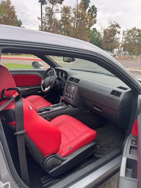 2014 Dodge Challenger 3rd Gen - Image 9 of 9