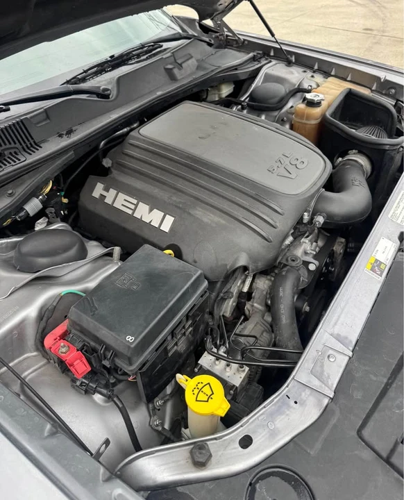 2014 Dodge Challenger 3rd Gen - Image 7 of 9