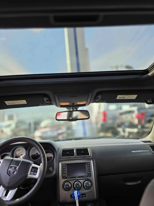 2014 Dodge Challenger 3rd Gen - Image 7 of 10