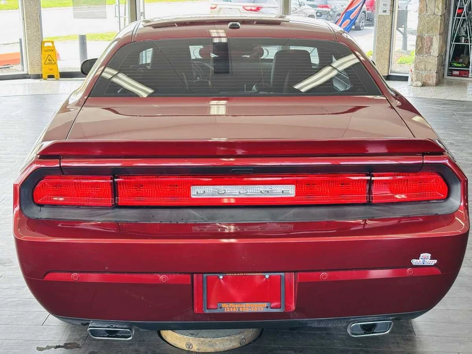 2014 Dodge Challenger 3rd Gen - Image 9 of 31