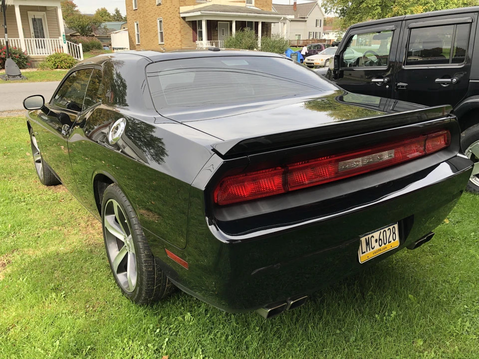 2014 Dodge Challenger 3rd Gen - Image 9 of 31