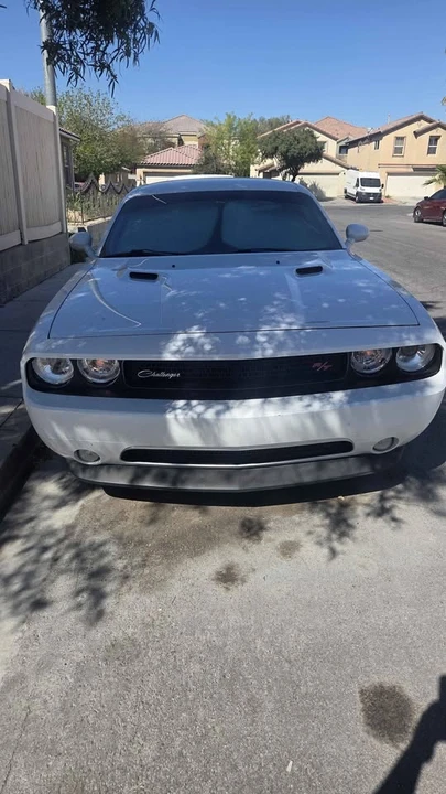 2014 Dodge Challenger 3rd Gen - Image 3 of 4