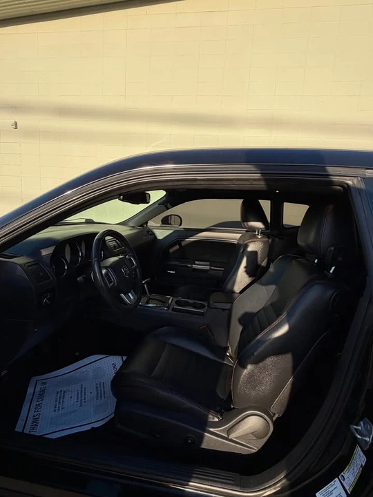 2014 Dodge Challenger 3rd Gen - Image 13 of 18