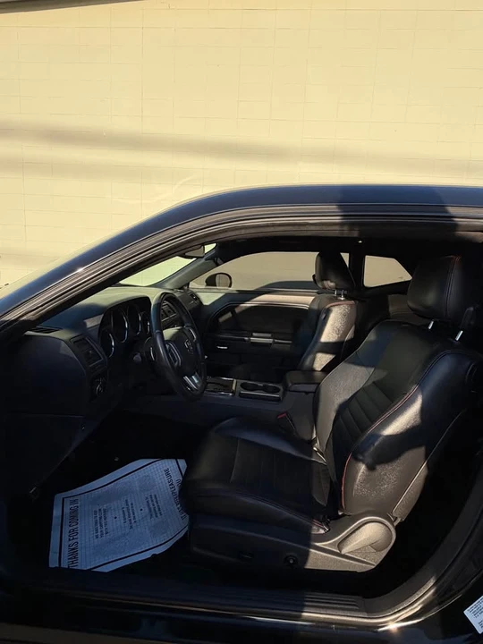 2014 Dodge Challenger 3rd Gen - Image 8 of 18
