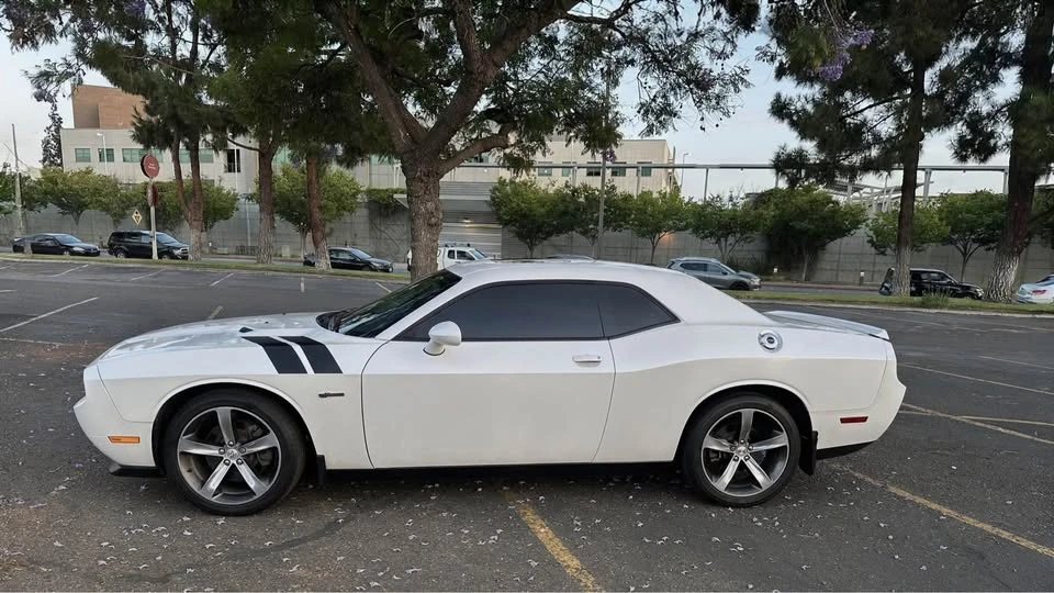 2014 Dodge Challenger 3rd Gen - Image 12 of 20