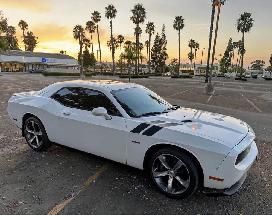 2014 Dodge Challenger 3rd Gen - Image 7 of 20