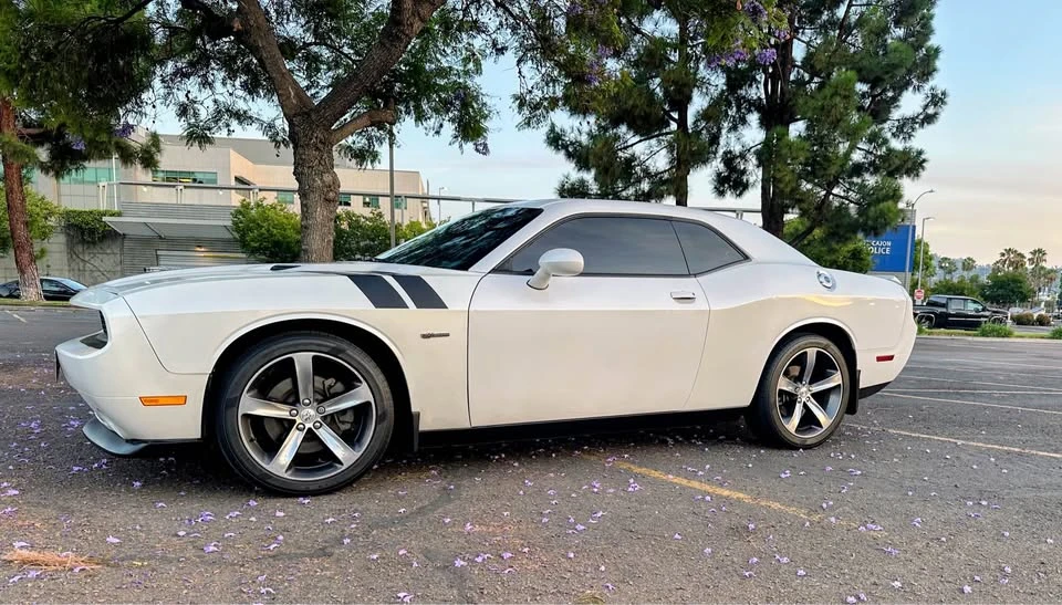 2014 Dodge Challenger 3rd Gen - Image 10 of 20