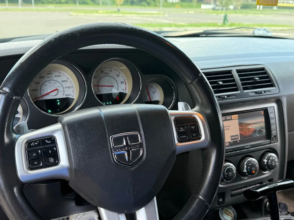 2014 Dodge Challenger 3rd Gen - Image 15 of 16
