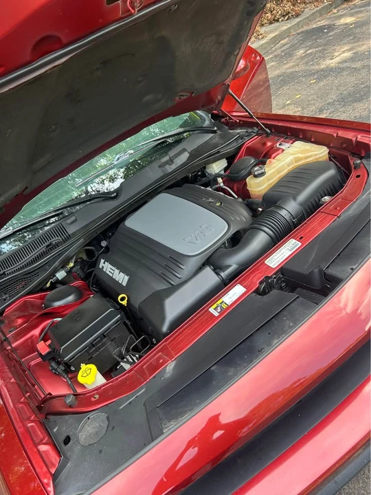 2014 Dodge Challenger 3rd Gen - Image 7 of 12