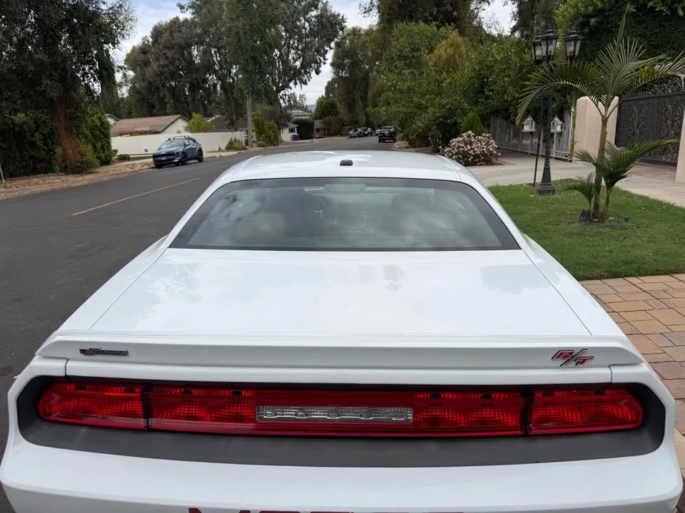 2014 Dodge Challenger 3rd Gen - Image 10 of 17