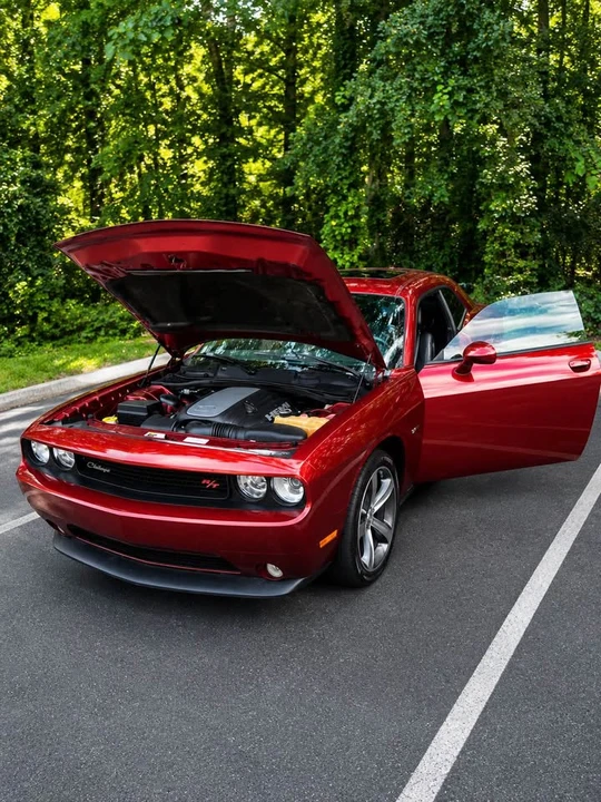 2014 Dodge Challenger 3rd Gen - Image 2 of 12
